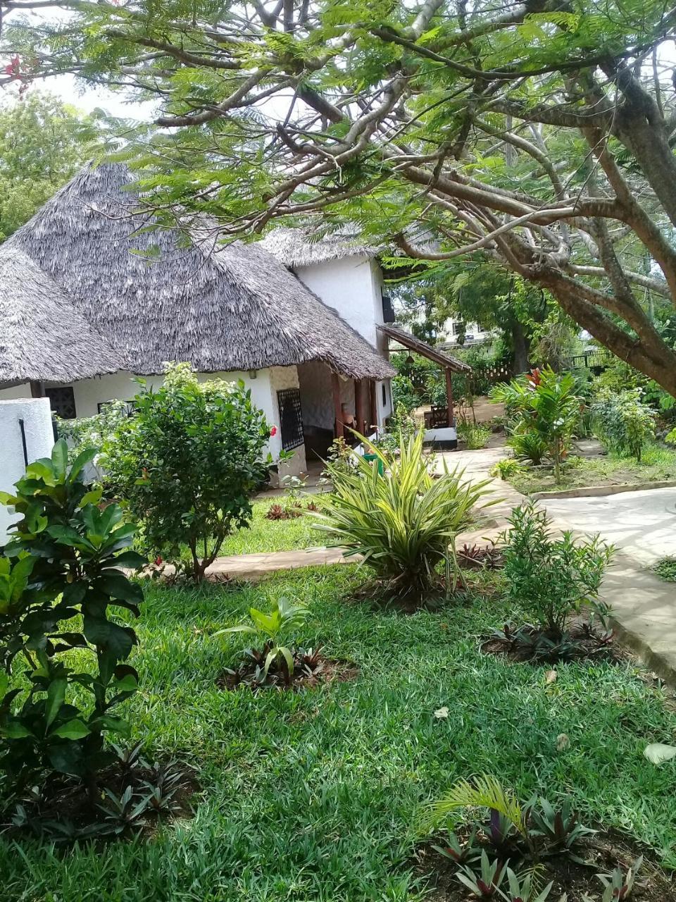 Diani Banda Cottages Diani Beach Dış mekan fotoğraf